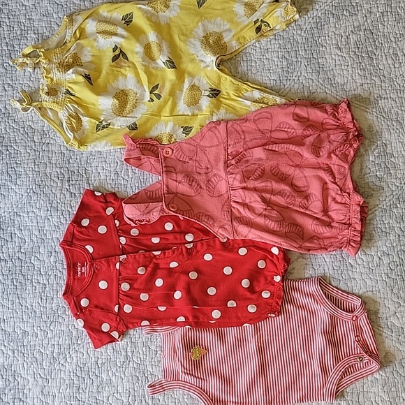 Carters Bundle - Picture 1 of 5